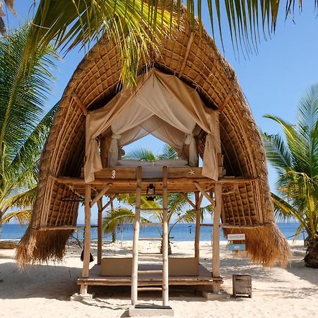 Hotel Le Pirate Island - Adults Only Labuan Bajo Esterno foto