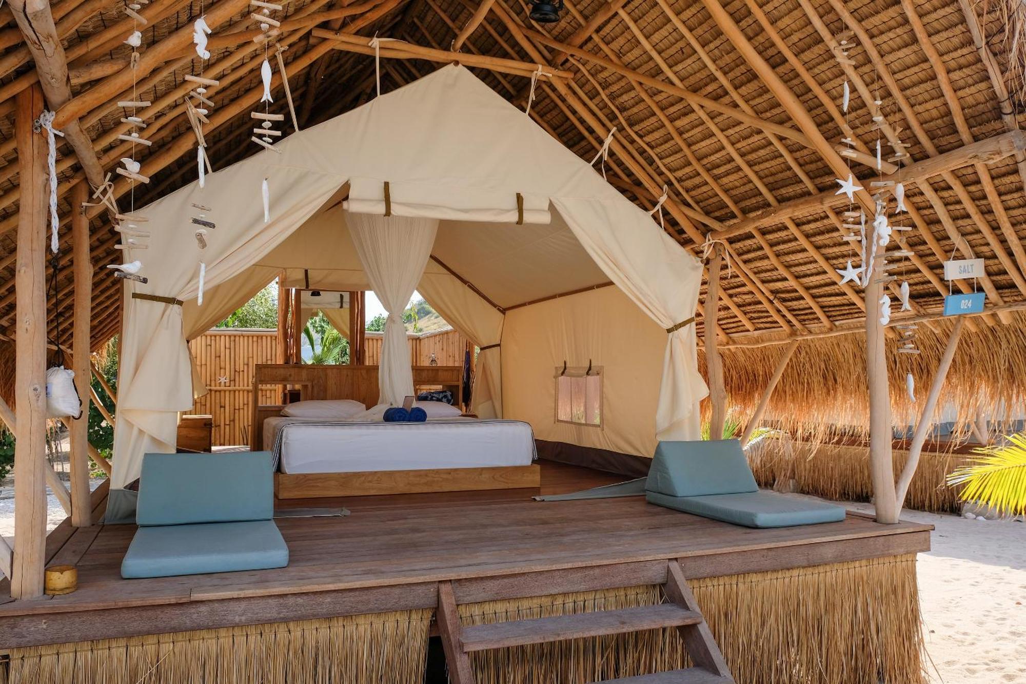 Hotel Le Pirate Island - Adults Only Labuan Bajo Esterno foto
