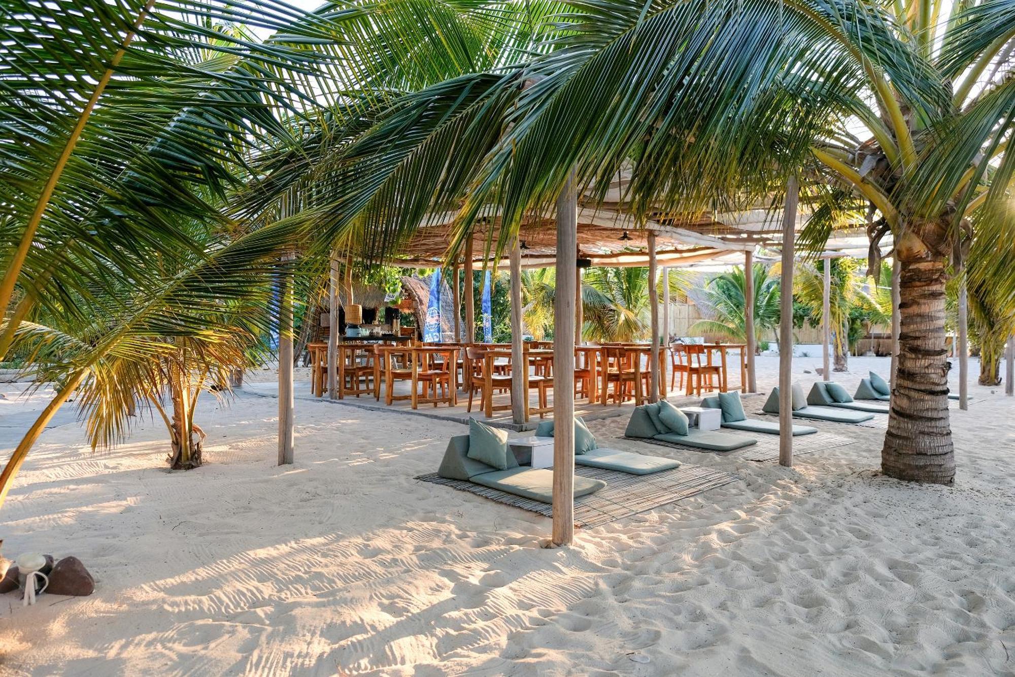 Hotel Le Pirate Island - Adults Only Labuan Bajo Esterno foto