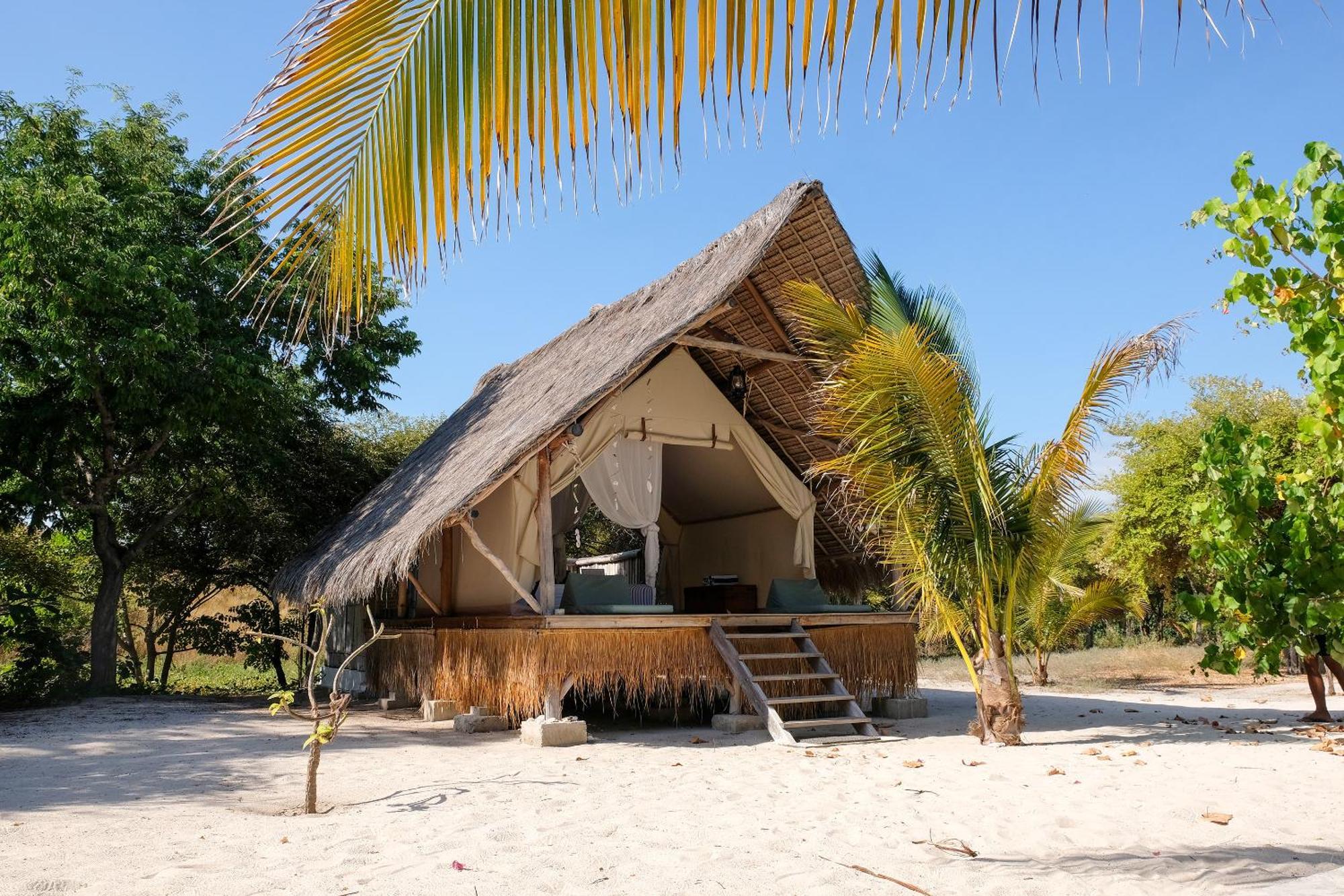 Hotel Le Pirate Island - Adults Only Labuan Bajo Esterno foto
